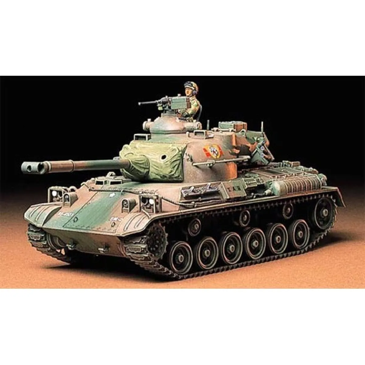 TAMIYA  maquette char japonais Type 61 1/35