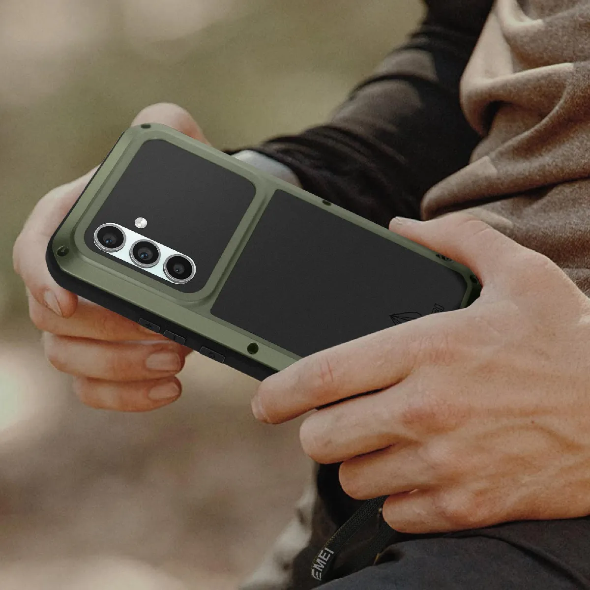 Coque IPhone 13 Mini LOVE MEI Anti-choc étanche Noir - Fabriquée En France