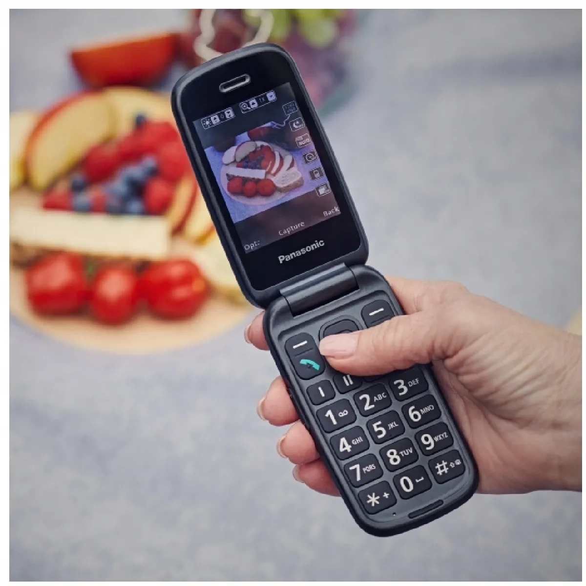 Panasonic KX TU550 7 11 cm 2.8 Téléphone d'entrée de gamme - vue 8