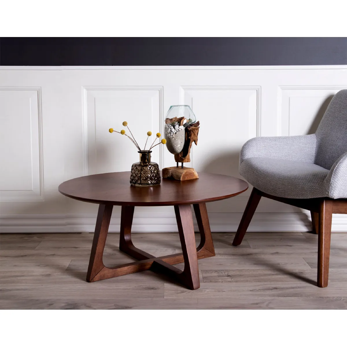 Comparer les prix de Lisa Design Solin