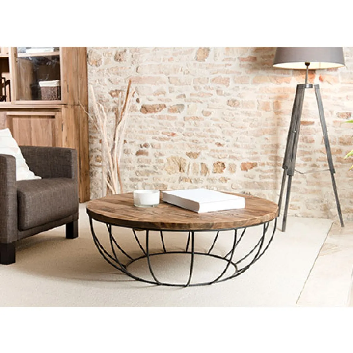 Comparer les prix de Mes Table basse ronde Apolline - Marron et noir