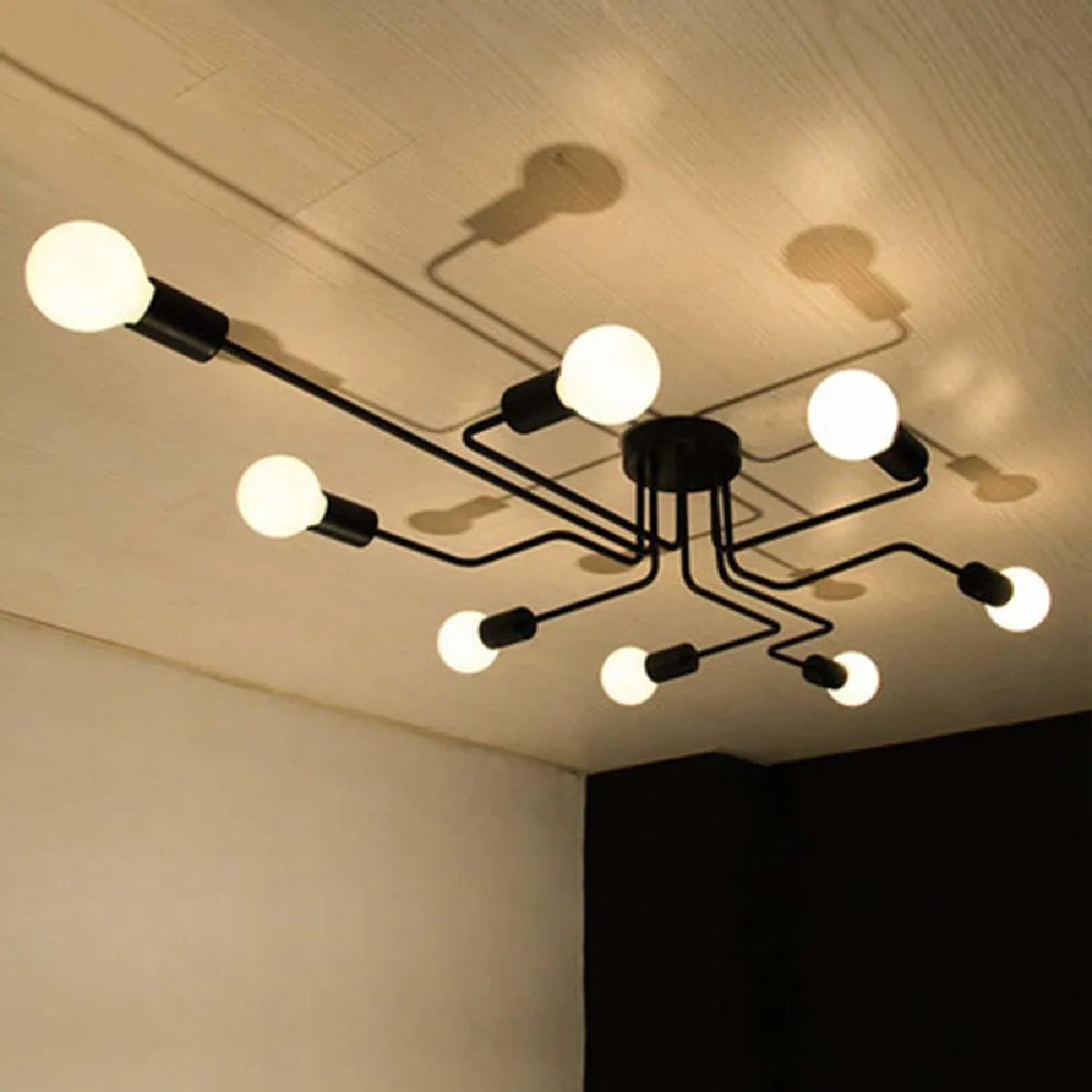 Stoex Lustre 8 lampes E27 - Noir Stoex Lustre 8 lampes E27 - Noir