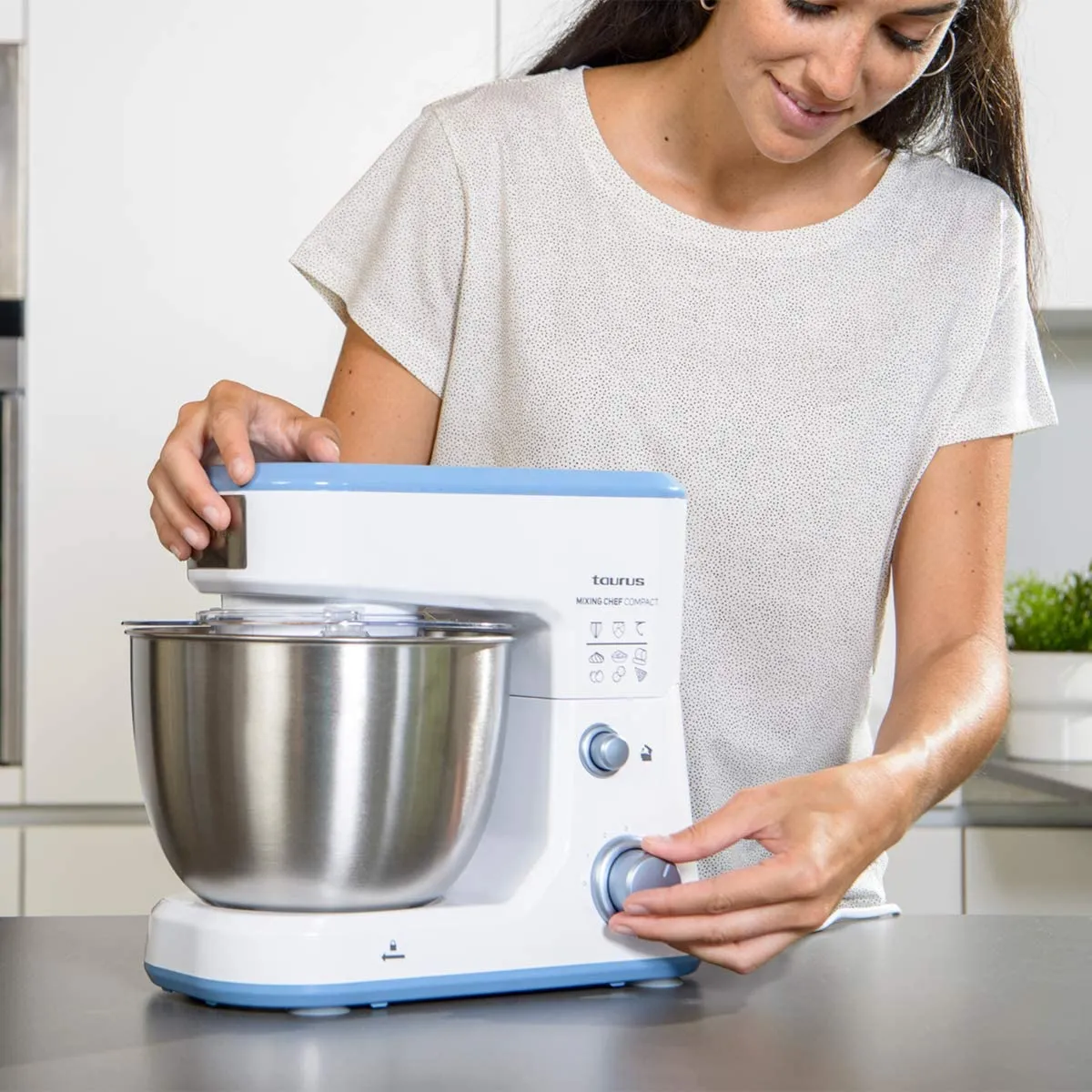 TAURUS  Mixing Chef