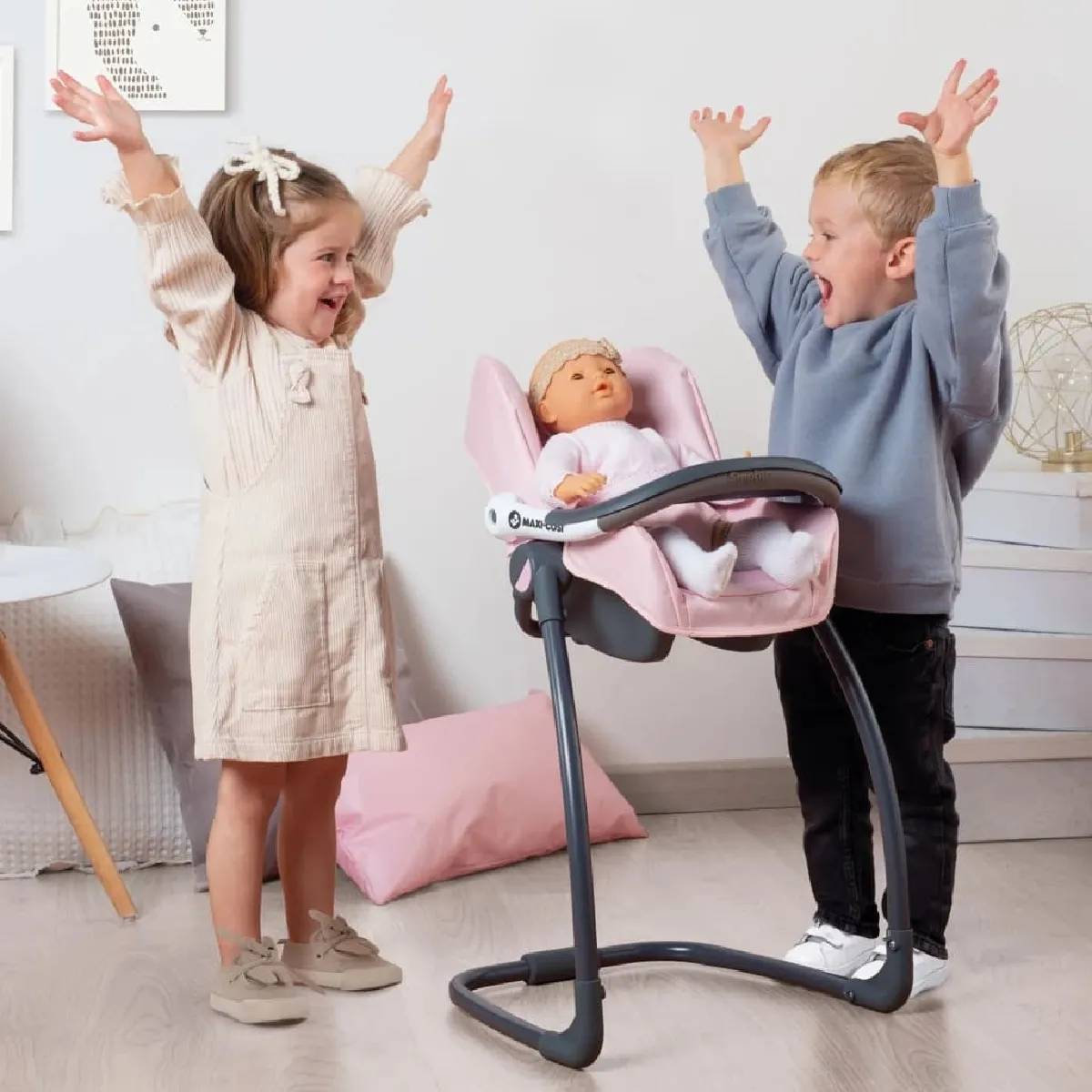 Maxi cosi siège + chaise haute pour poupées Smoby