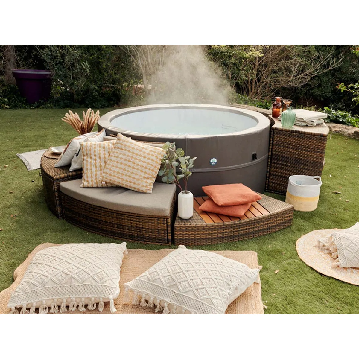 Spa portable semi rigide Vita Premium rond Bulles 4 6 places + Mobilier Netspa - vue 2