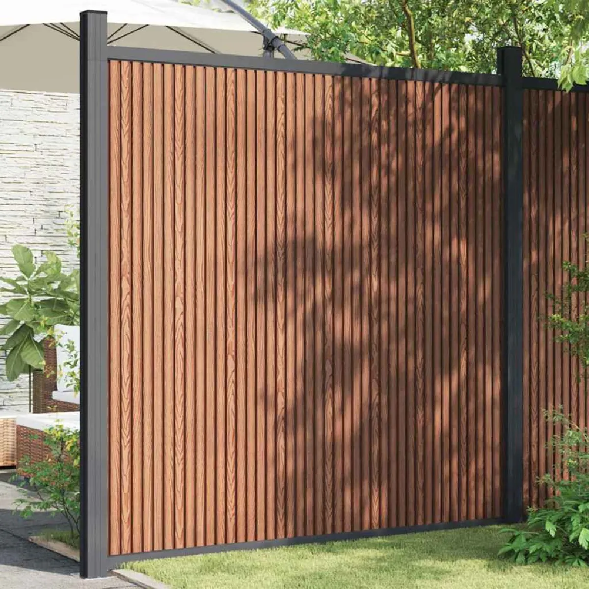 vidaXL Panneau de clôture marron 173x186 cm WPC