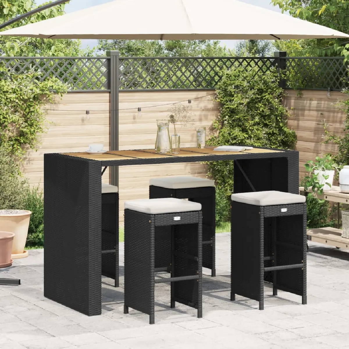 vidaXL Tabourets de bar de jardin et coussins lot de 4 résine tressée