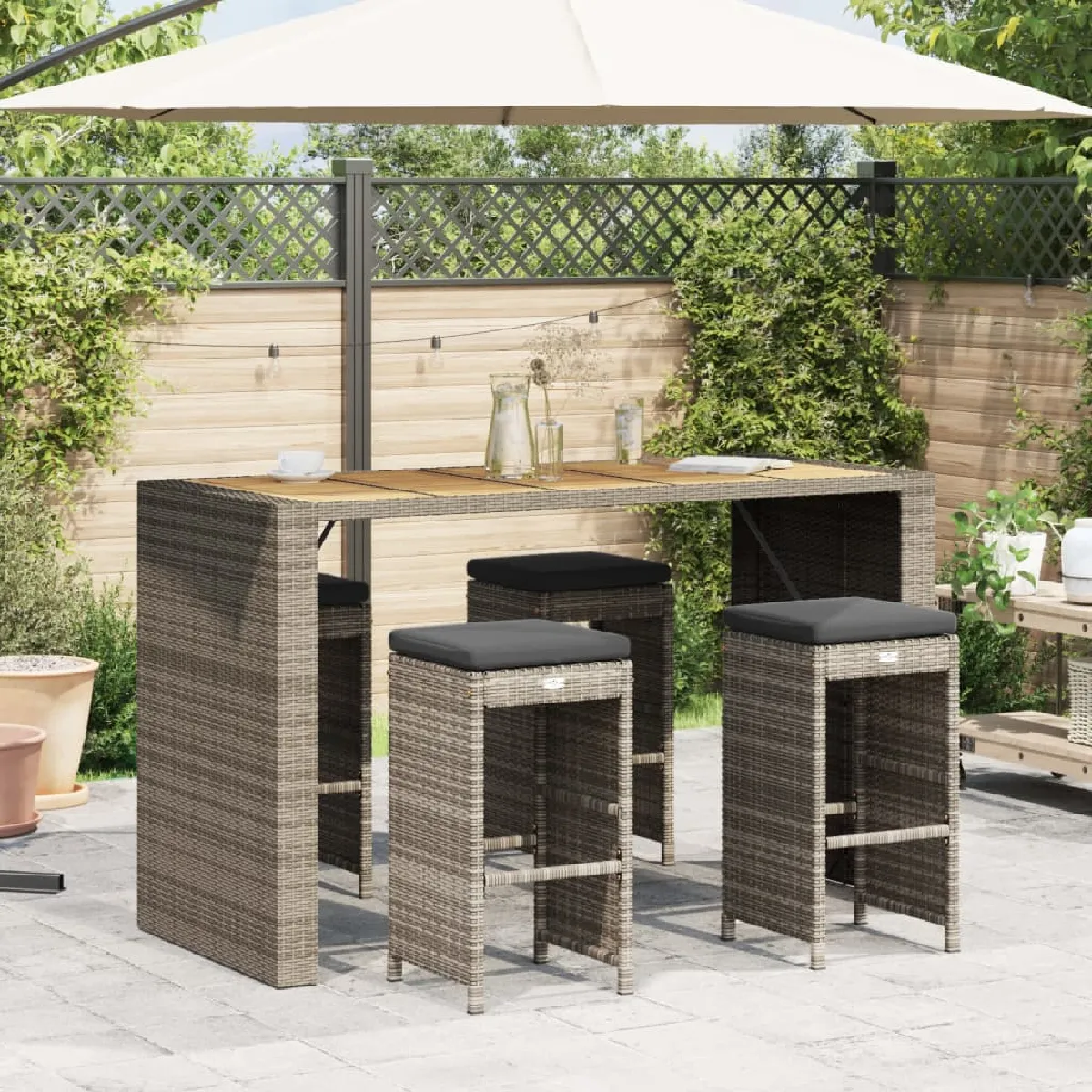 vidaXL Tabourets de bar de jardin et coussins lot de 4 résine tressée