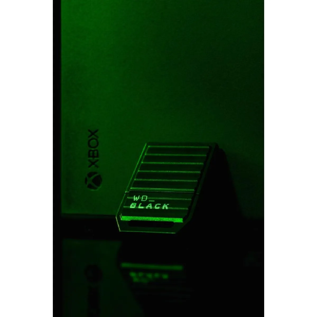 Carte d'extension SanDisk WD Black C50 pour Xbox 2 To (WDBMPH0020BNC-WCSN)