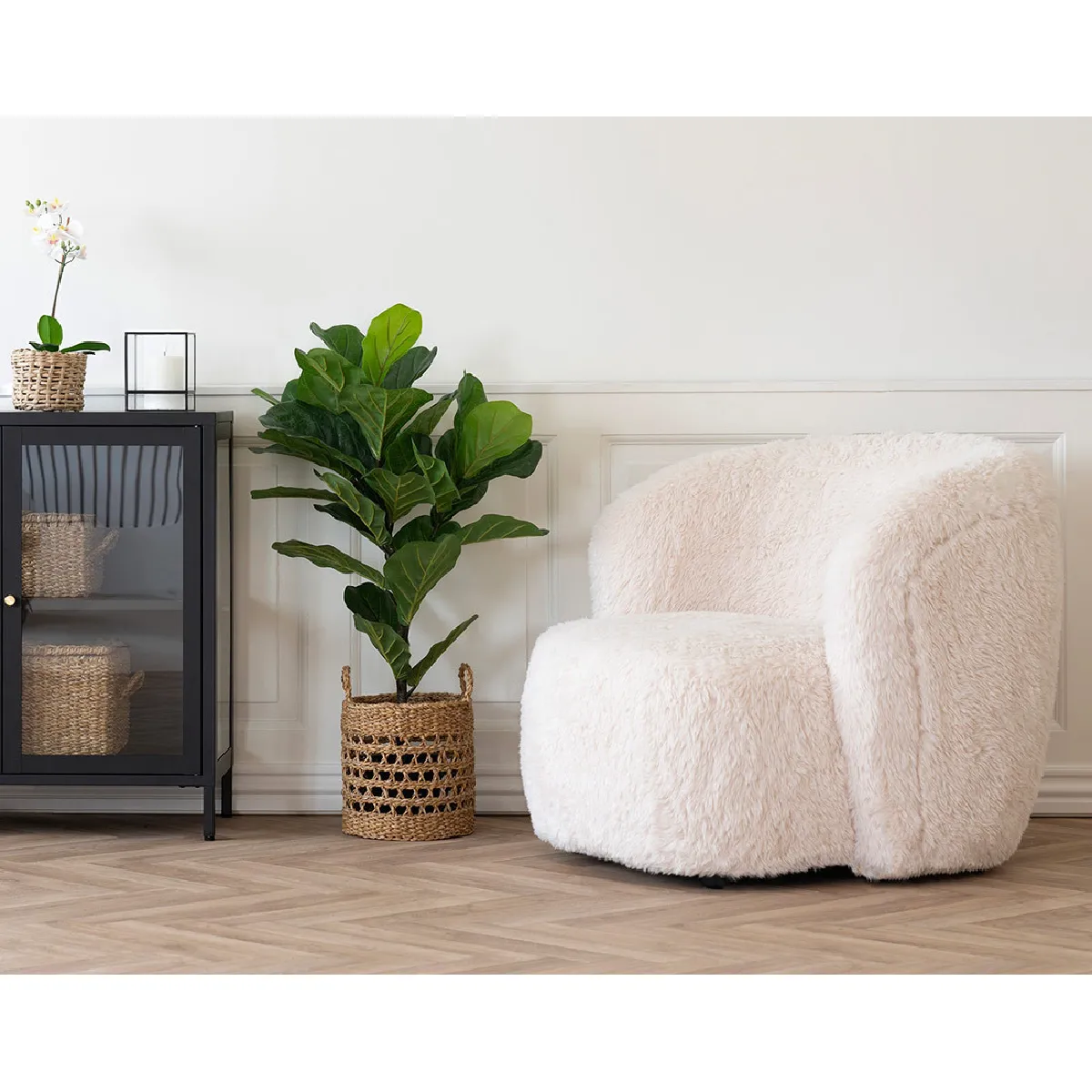 Lisa design Fauteuil Maeto en fausse fourrure - Écru