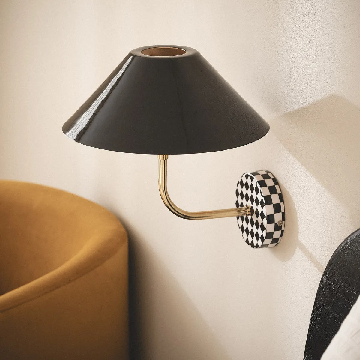Ledkia Applique murale Brijesh - Noir Ledkia Applique murale Brijesh - Noir
