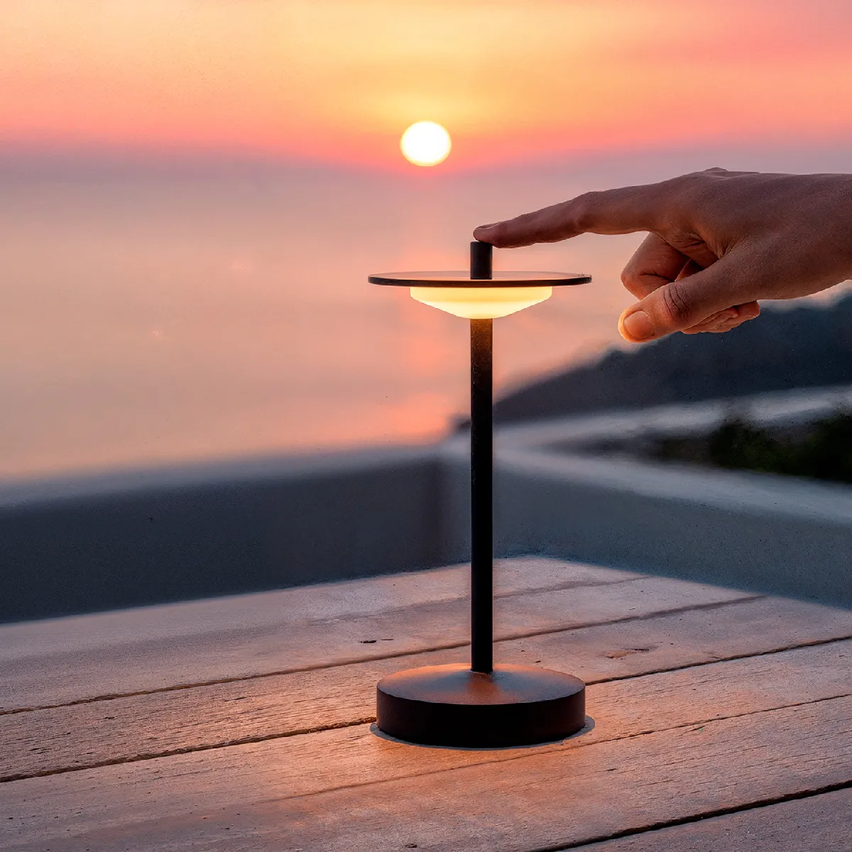 Ledkia Lampe de table LED - Marron Ledkia Lampe de table LED - Marron