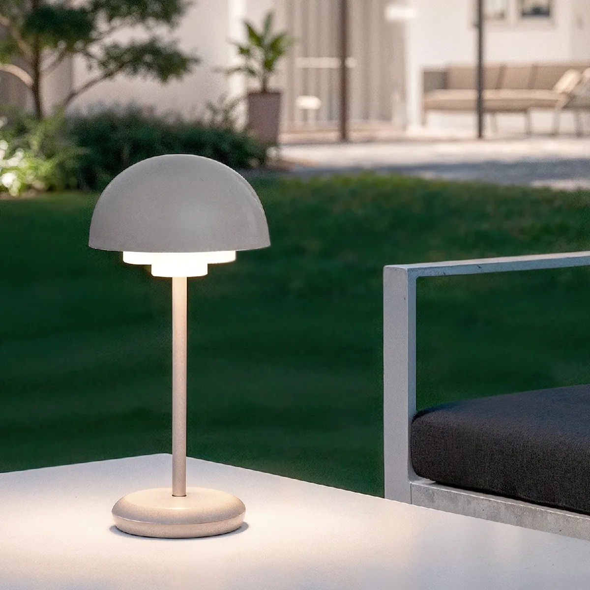 Ledkia Lampadaire Galdan - Taupe Ledkia Lampadaire Galdan - Taupe