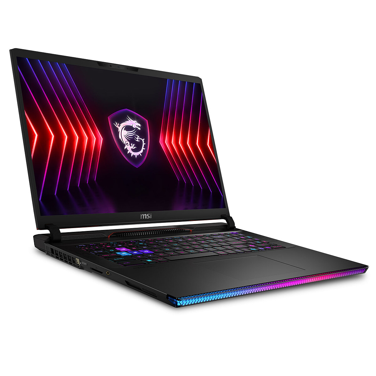 Image 1 : Test MSI Raider GE78 : un notebook gaming monstrueusement puissant, mais bruyant