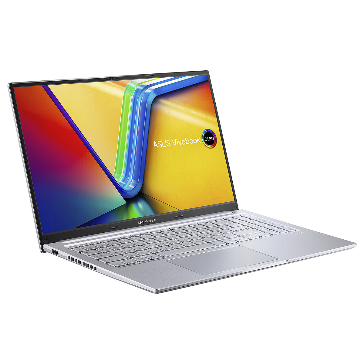 Intel Core i5-13420H 16 Go SSD 1 To 15.6" OLED Full HD Wi-Fi 5/Bluetooth Webcam Windows 11 Famille