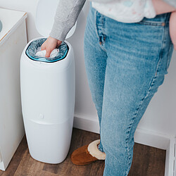 Couche & poubelle à couche