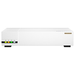 QNAP QHora-322 Routeur 6 ports LAN/WAN 2.5 GbE + 3 ports LAN/WAN 10 GbE