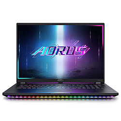 Gigabyte AORUS Master 18 BZHC6FRD45SP