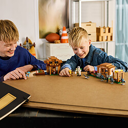 Acheter LEGO Minecraft 21596 L'Évocateur à l'Attaque du Village