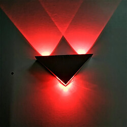 Wewoo Applique murale LED 3W Aluminium Triangle Maison Eclairage Intérieur Décoration Extérieure LumièreAC 85-265V Lumière Rouge