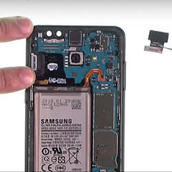 Avis Caméra avant avec nappe de connexion pour Samsung Galaxy A8 (2018)