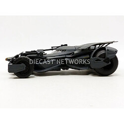 Avis JADA TOYS - 1/24 - BATMOBILE BATMAN VS SUPERMAN - JUSTICE LEAGUE 2016 - 99232BK