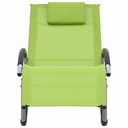 Helloshop26 Transat chaise longue bain de soleil lit de jardin terrasse meuble d'extérieur avec oreiller vert textilène 02_0012566