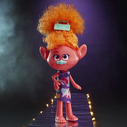 Avis Hasbro Les Trolls 2 Tournée Mondiale de DreamWorks - DJ Suki Mode