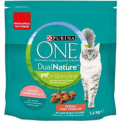 PURINA ONE Croquettes au saumon avec de la Spiruline DualNature - Pour chat adulte stérilisé - 1,4 kg