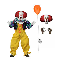 NECA « Il » est revenu 1990 - Figurine Retro Pennywise 20 cm 