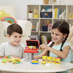 Hasbro Le Roi du Grill Play-Doh Kitchen Creations avec Pâte à Modeler et Accessoires Multicolore