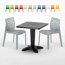 Grand Soleil Table et 2 chaises colorées polypropylen