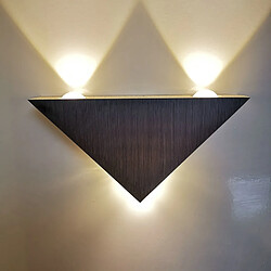 Wewoo Applique murale LED 3W Aluminium Triangle Maison Eclairage Intérieur Décoration Extérieure LumièreAC 85-265V Blanc Chaud 