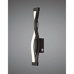 Luminaire Center Applique Sahara marron oxydé Touch Dimmer murale 6W LED 2800K, 420lm, marron oxydé/acrylique givré Coloris : marron oxydé, acrylique givré Largeur en Cm : 5 Hauteur en Cm : 37.6 Profondeur en Cm : 8.6 Poids en Kilos : 0,5 Efficacité énergétique : A++ to A T