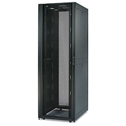 APC ARMOIRE NETSHELTER SX NOIR ARMOIRE NETSHELTER SX NOIR 19 BAIE 48U X 750 (L) X 1070 (P) PORTES PANNEAUX LATERAUX INCLUS