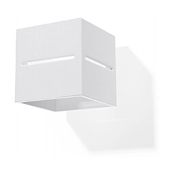 Luminaire Center Applique murale LOBO aluminium blanc 1 ampoule Matériau : aluminium  Coloris : blanc   Dimensions en Cm : 10 x 10 x 12  Nombre d'ampoules : 1  Type d'ampoule : G9  Puissance en Watts (W) : 40  Ampoules inc