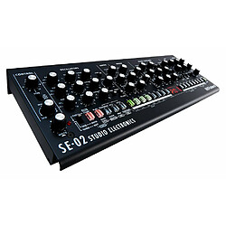 SE-02 Studio Electronics Roland