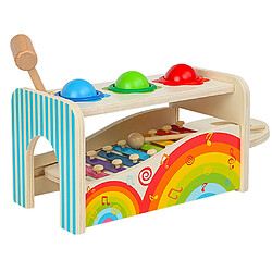 Balle en bois martelant le jeu de jouets