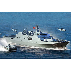 PLA Navy Type 071 Amphibious Transport Dock - 1:700e - Trumpeter 