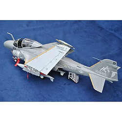 Avis Trumpeter Maquette Avion A-6e Tram Intruder