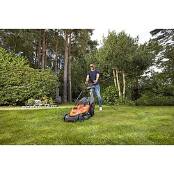 Black & Decker BEMW471ES Tondeuse à gazon POIGNÉE EasySteer(TM) 38 cm / 1600W - 45L