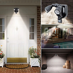 Avis Tech Discount Lampe double projecteur solaire 22 LED avec détecteur de mouvement