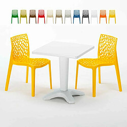 Grand Soleil Table et 2 chaises colorées polypropylen