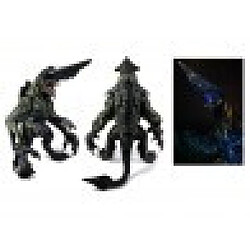 NECA - Figurine Pacific Rim - Knifehead Kaiju 45cm light up - Equipée de Led pour reproduire le halo bleu du Kaiju dans le film- Vendu sous window box- Taille 45cm 