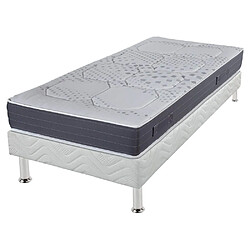 Ebac Matelas et sommier tapissier 80x200 Latex - Louxor - Soutien ferme - Made in France Ensemble latex Louxor 3 - 80x200. Sommier tapissier : Bois résineux massif - 1er choix - sans n?ud - traverse central de renfort, tissu 100% polyester - Matelas : Hauteur 21 cm - Suspension latex - Face supérieure : Finitions: Platebande déco anthracite -