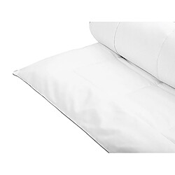 Beliani Couette extra chaude en coton 4 saisons 200 x 220 cm HOWERLA