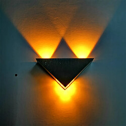 Wewoo Applique murale LED 3W Aluminium Triangle Maison Eclairage Intérieur Décoration Extérieure LumièreAC 85-265V Lumière Jaune 