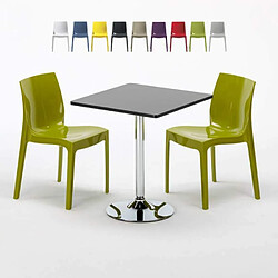 Grand Soleil Table Noir et 2 Chaises Colorées Polypro