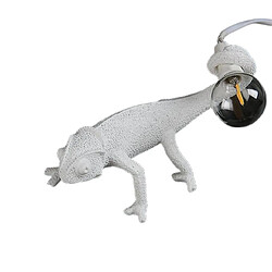 Universal Sélection nordique lézard lumineux moderne mignon LED résine animaux caméléon lézard lampe de table chambre salon décoration de la maison luminaire (lampe de table style C) 