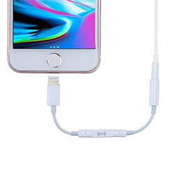 Wewoo Adaptateur pour iPhone X, 8 et 7, 8 Plus 7 Plus Lightning Mâle à Jack 3,5 mm Femelle Casque Jack Fil Contrôle Bluetooth Audio Adaptateur, Musique, Appels, Du Volume, 